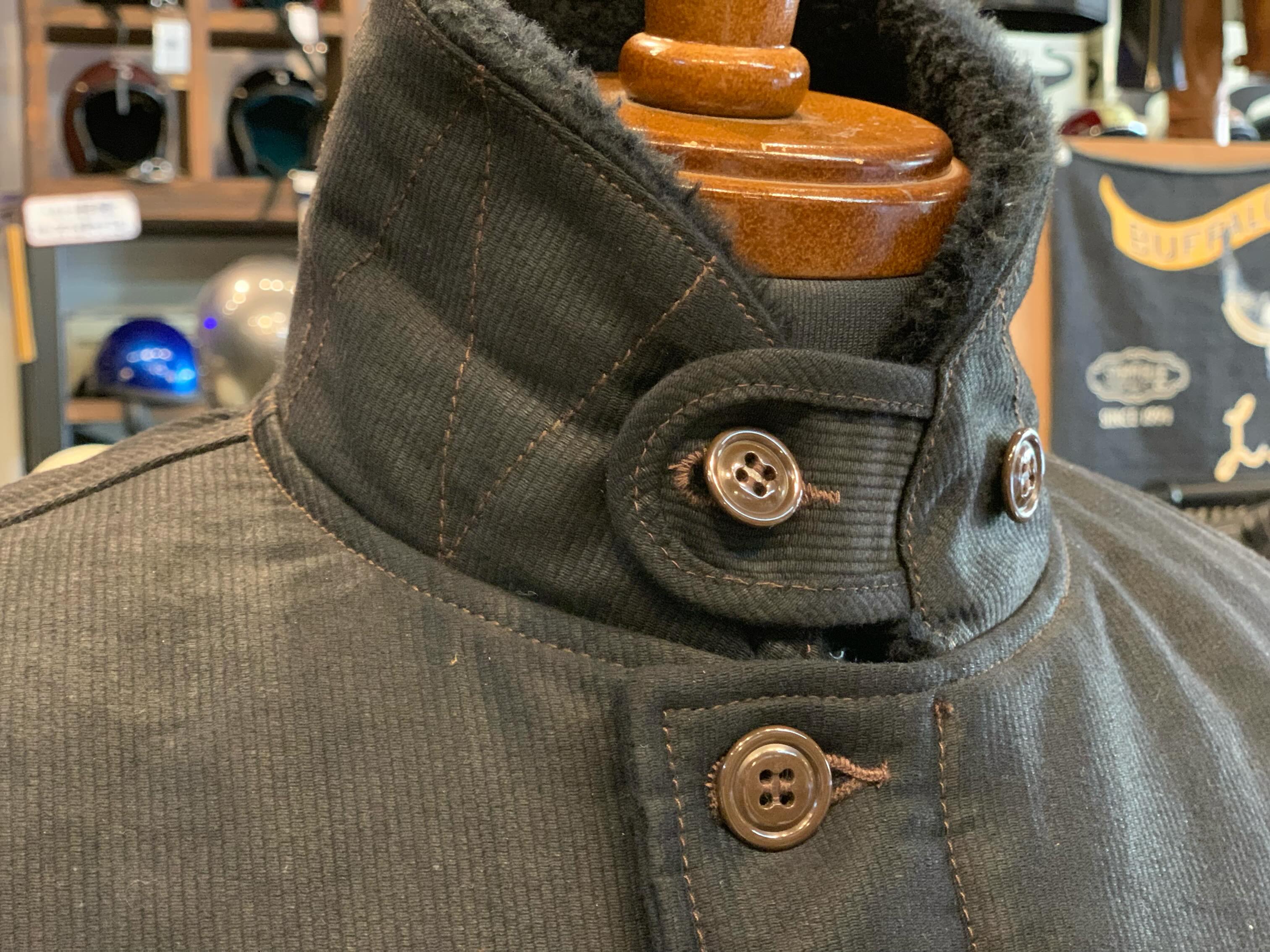 BULL'S HEAD 【DECK VEST】 BLACK、BEIGE(2色展開) ¥47,300(税込) 当店