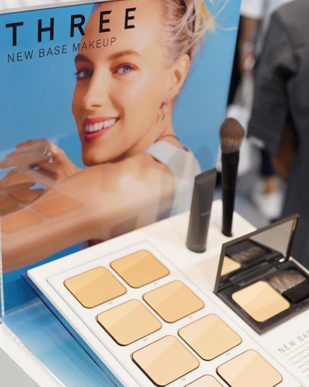 Mhunoiii - แป้งพี่อ้อม THREE Pristine Complexion Powder...