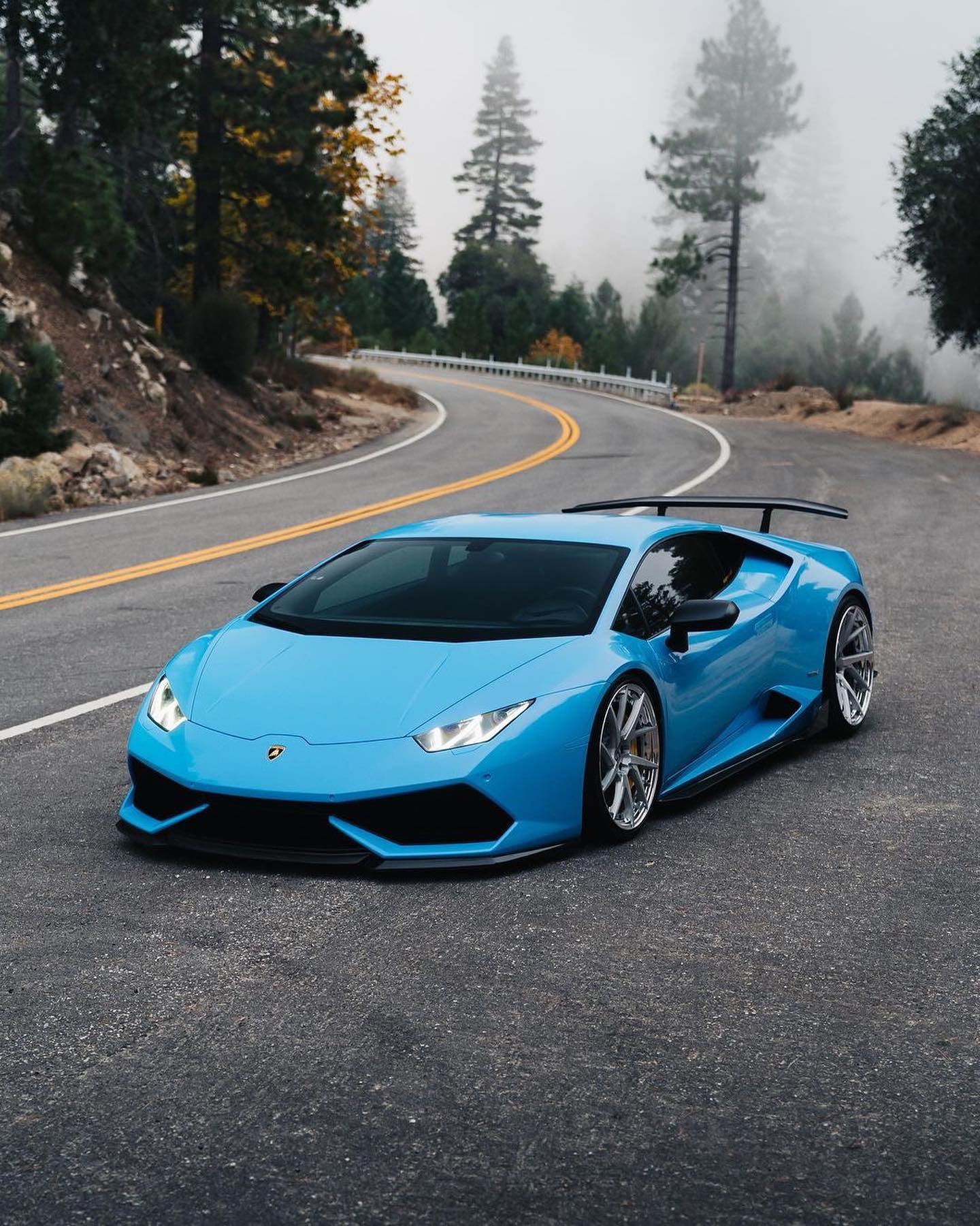 HuracanTalk.com - @sp_lambo Blu Lamborghini Huracan 💦 w/...