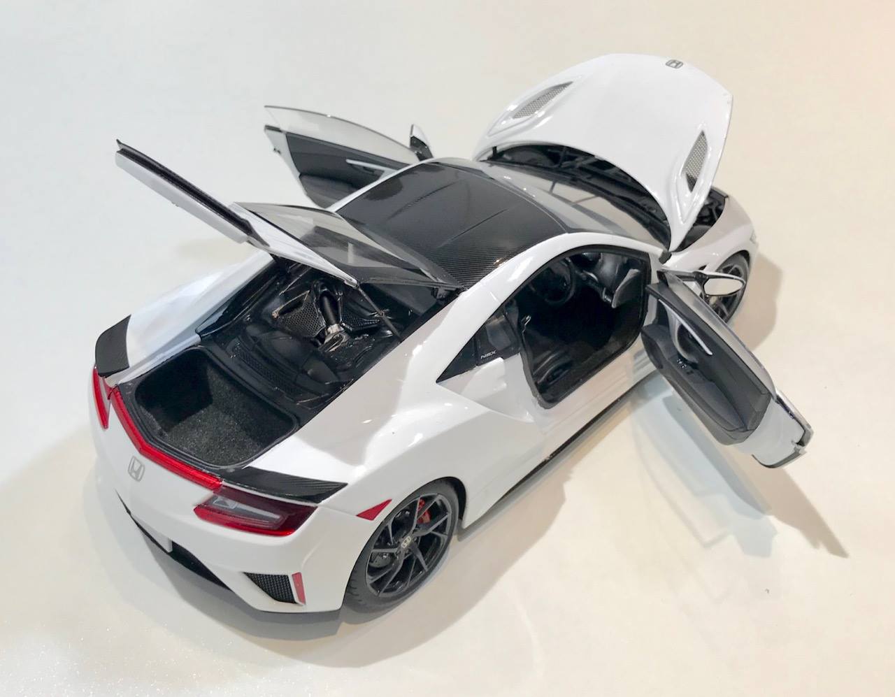Preproduction sample showing at the Nuremberg Toy Fair: 1/18 Honda NSX
