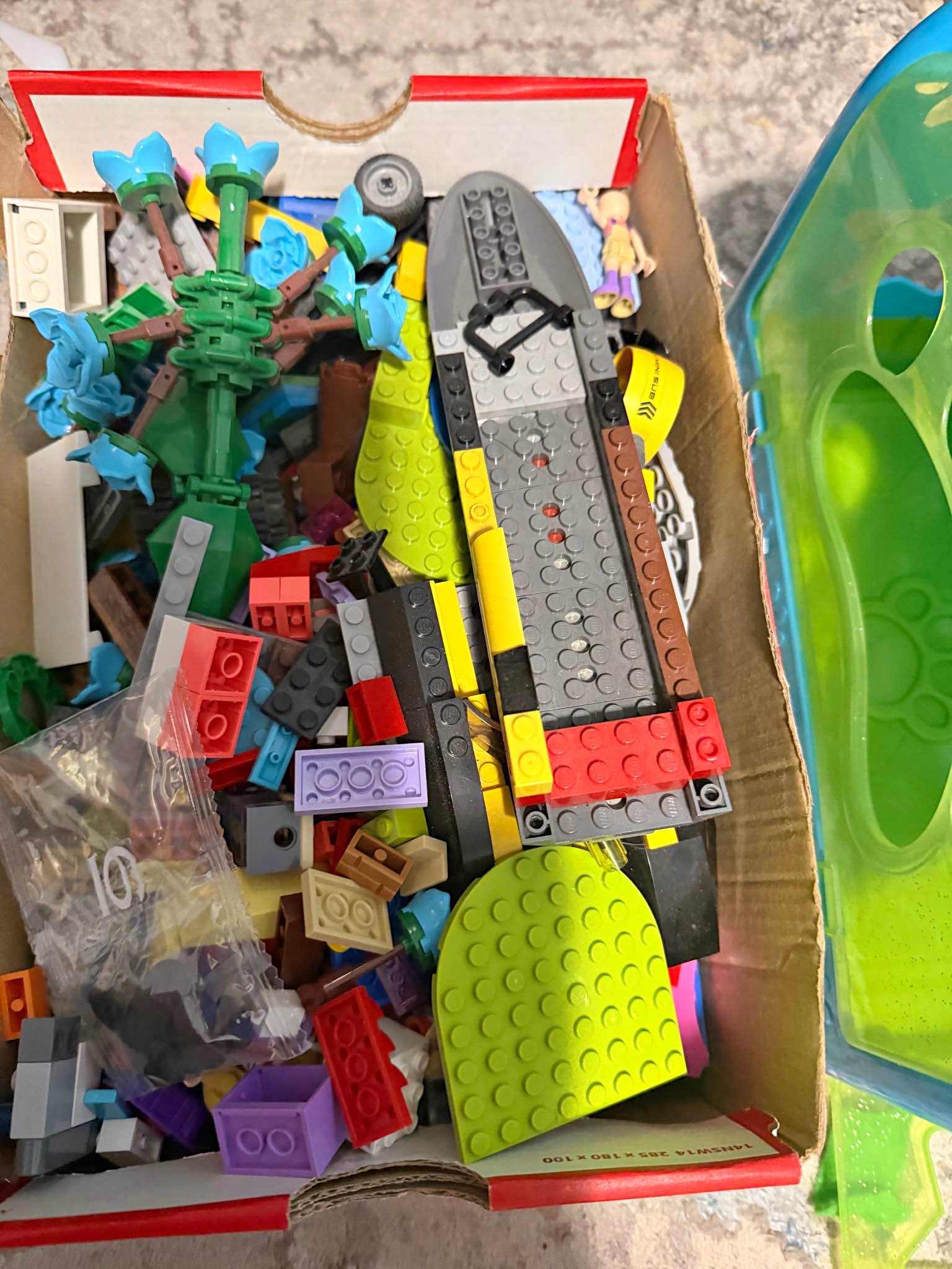Show box of legos and base plate - Building Blocks - Port Charlotte ...
