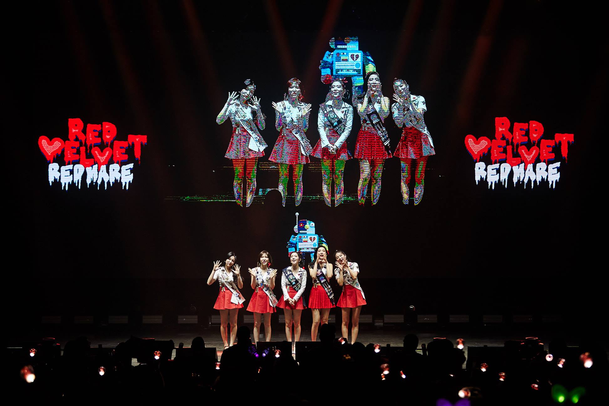 Red Velvet 2nd Concert [REDMARE]'를 펼치고 있는 레드벨벳이 미국