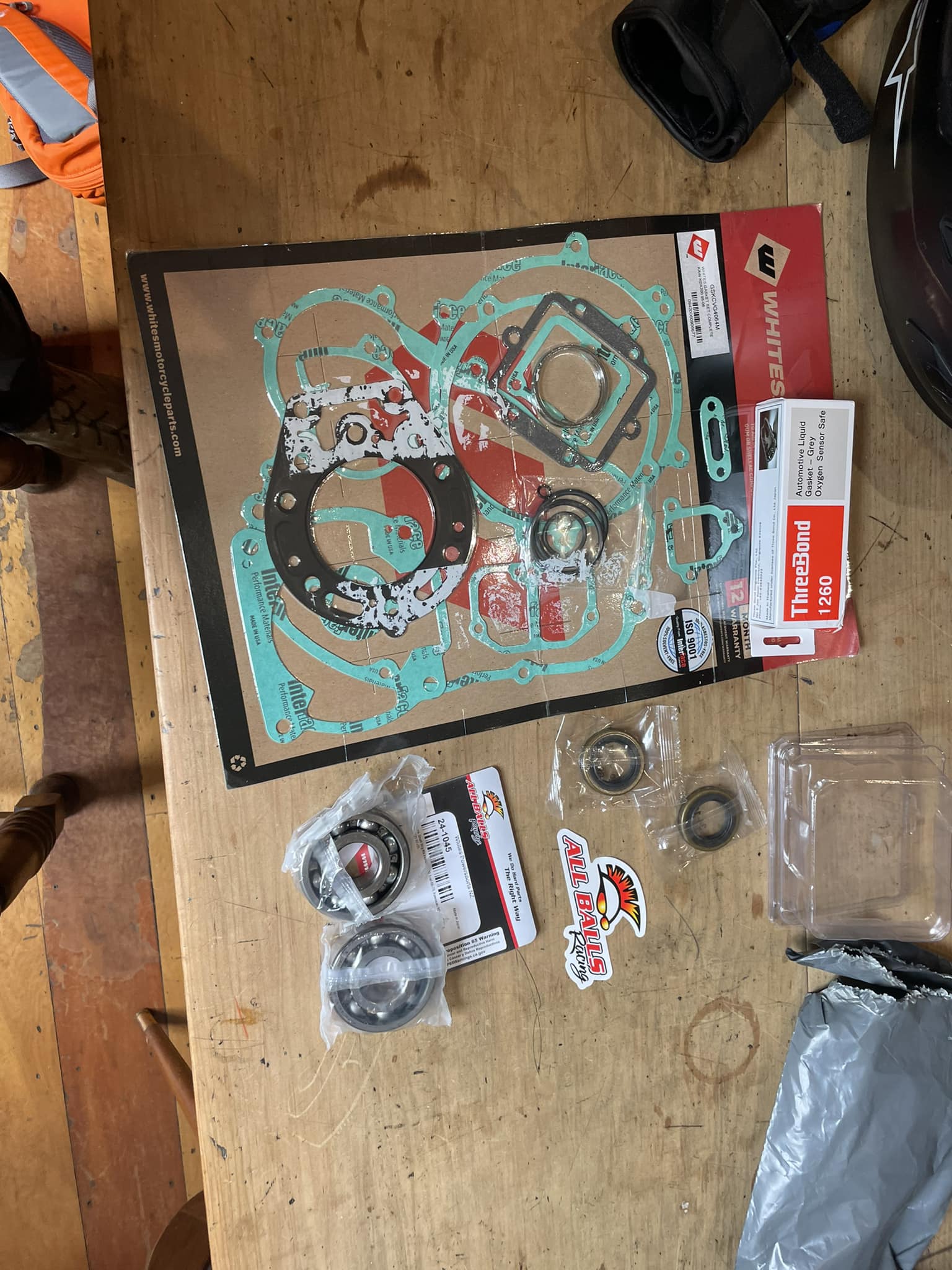 Genuine Kawasaki oil seal and rotary needle bearing parts