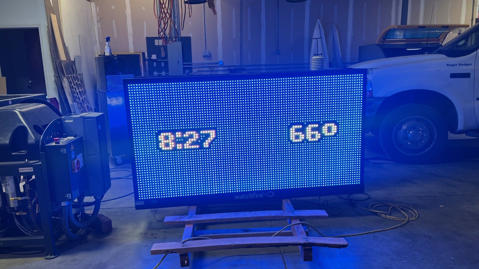 Watchfire Message Center 36'' x 72'' 19mm Full Color - Miscellaneous ...