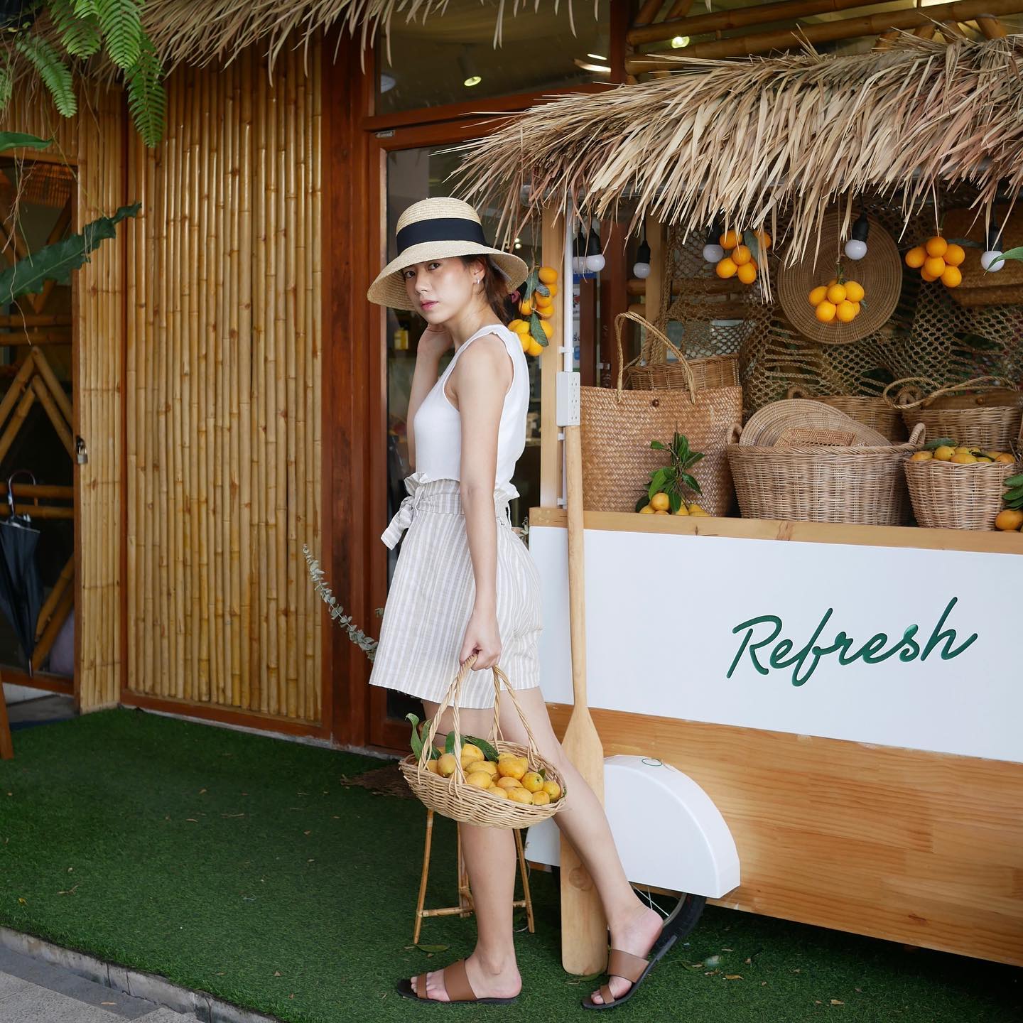 Refresh Cafe - Hi “มะยงชิด” season 💛 แวะมาถ่ายรูป... | Facebook