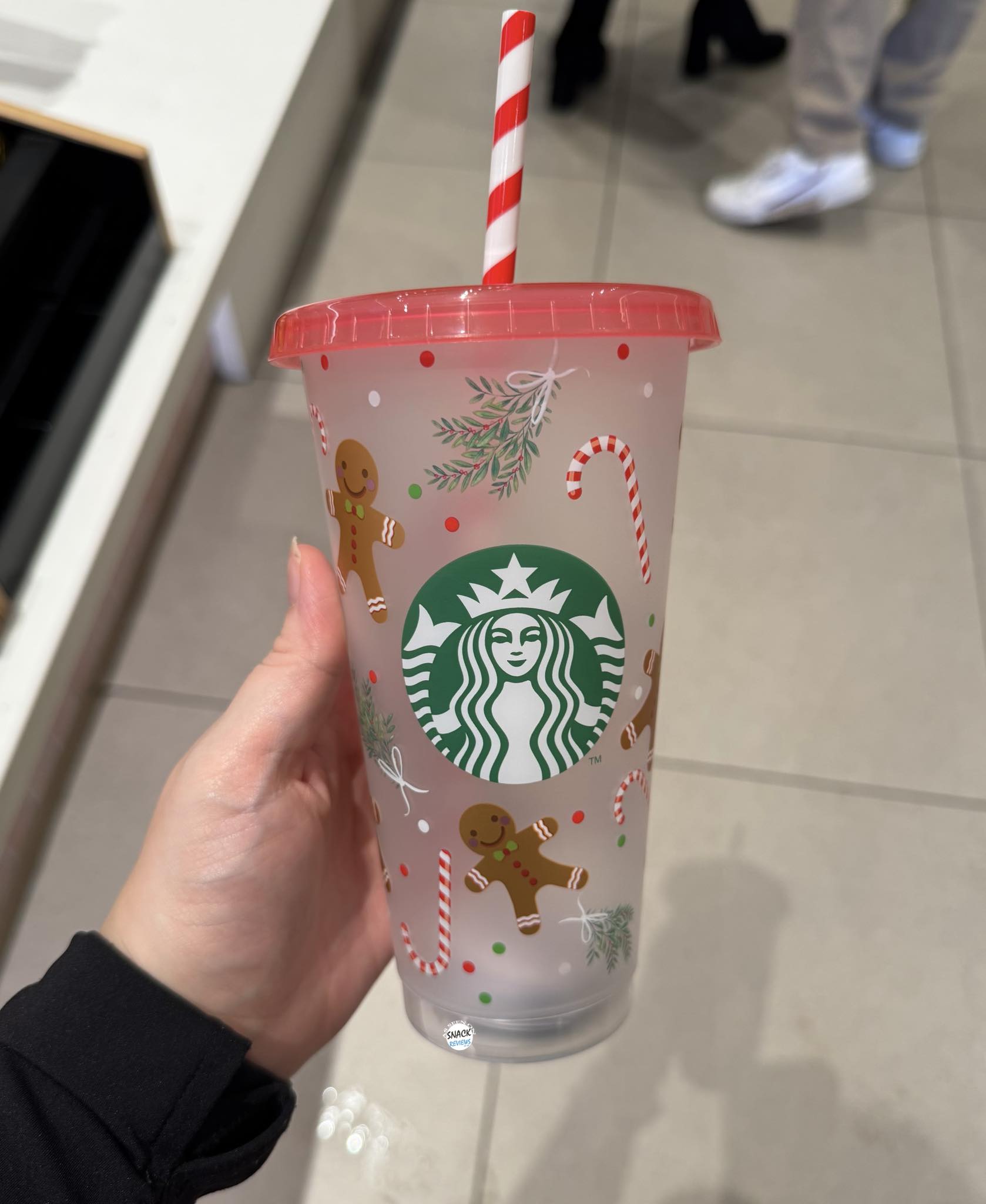 Scored the gingerbread cup from Starbucks display picture 1