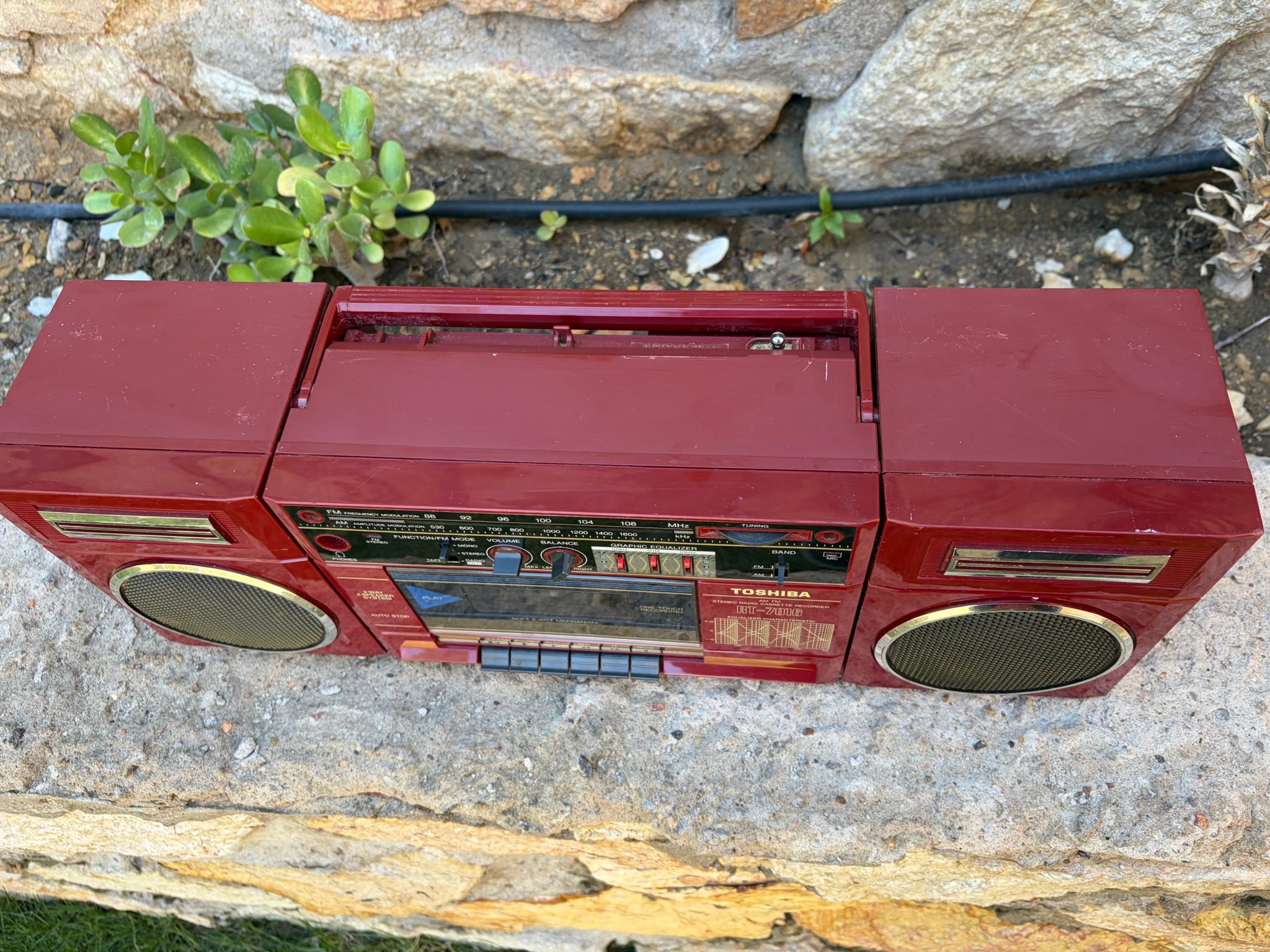 Vintage Boombox Toshiba RT-7016 Radio Cassette Player