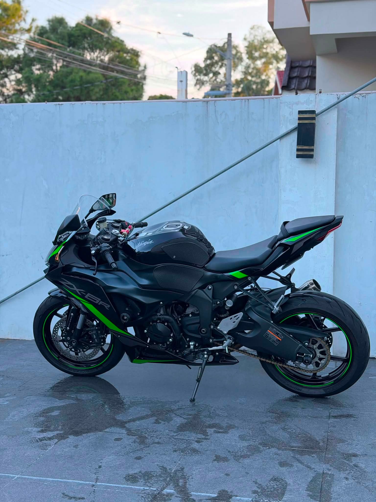 2025 Kawasaki ZX-6R for sale with aftermarket upgrades and