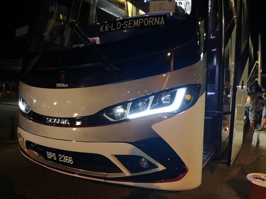 Sentosa Express - SENEX Bus baru VIP seat ready to serve