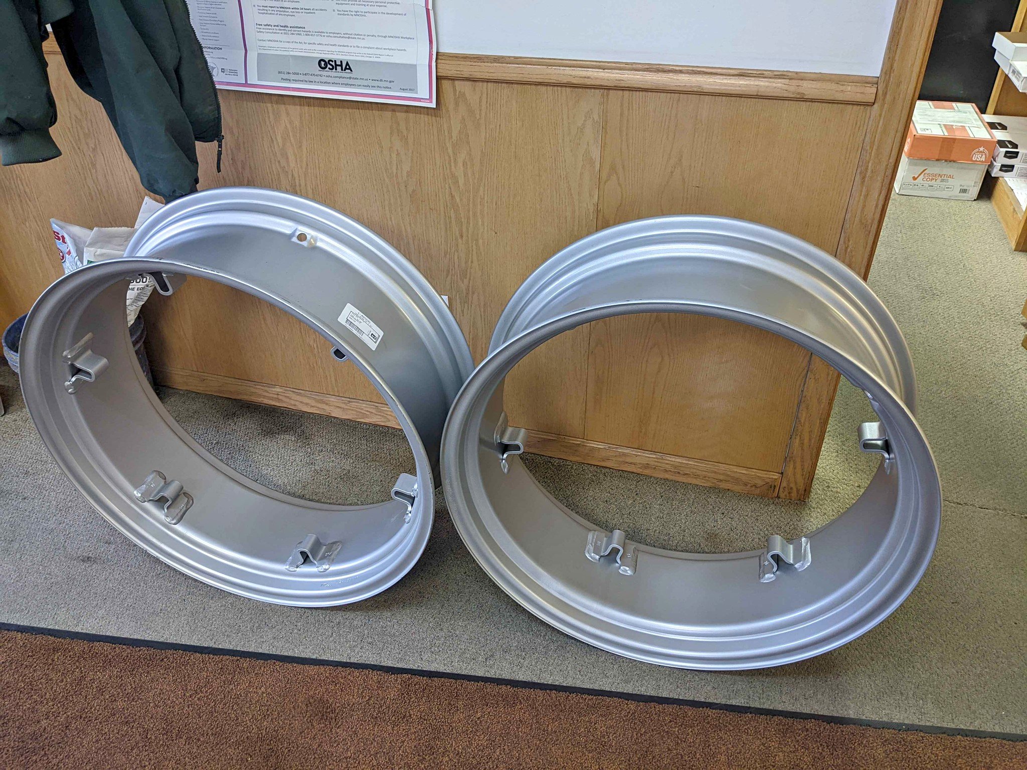 10x28 6 loop tractor rims - Car Wheels, Tires & Parts - Buffalo ...