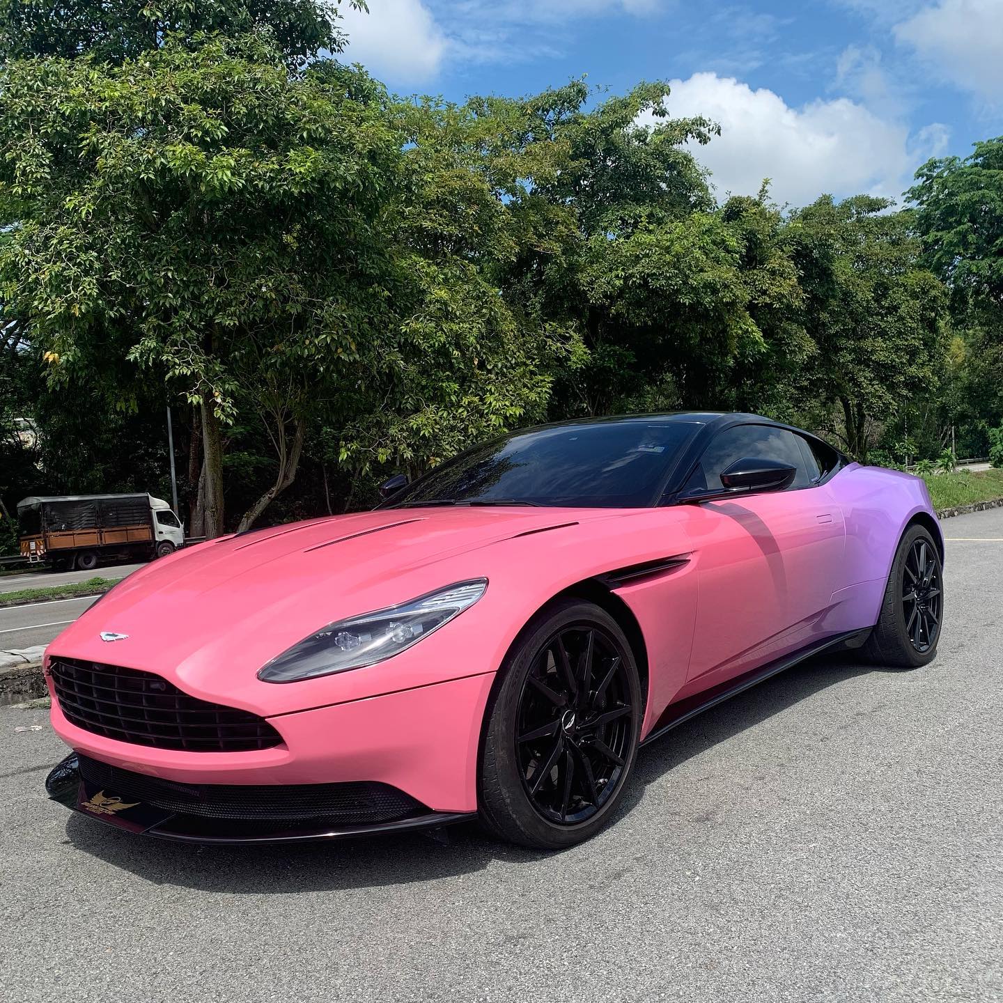 Aston Martin DB11 Full Wrap... - Dreams Factory Automotive