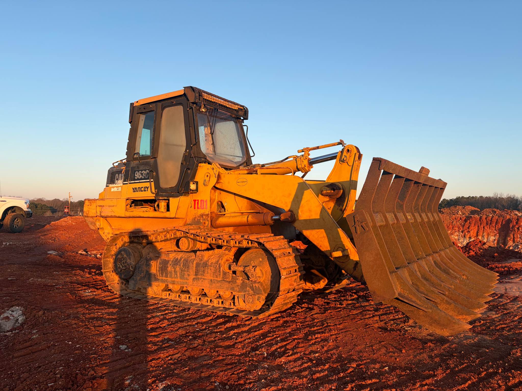 Cat 963C with 12ft Rake and Bucket - Commercial Vehicles - Covington ...