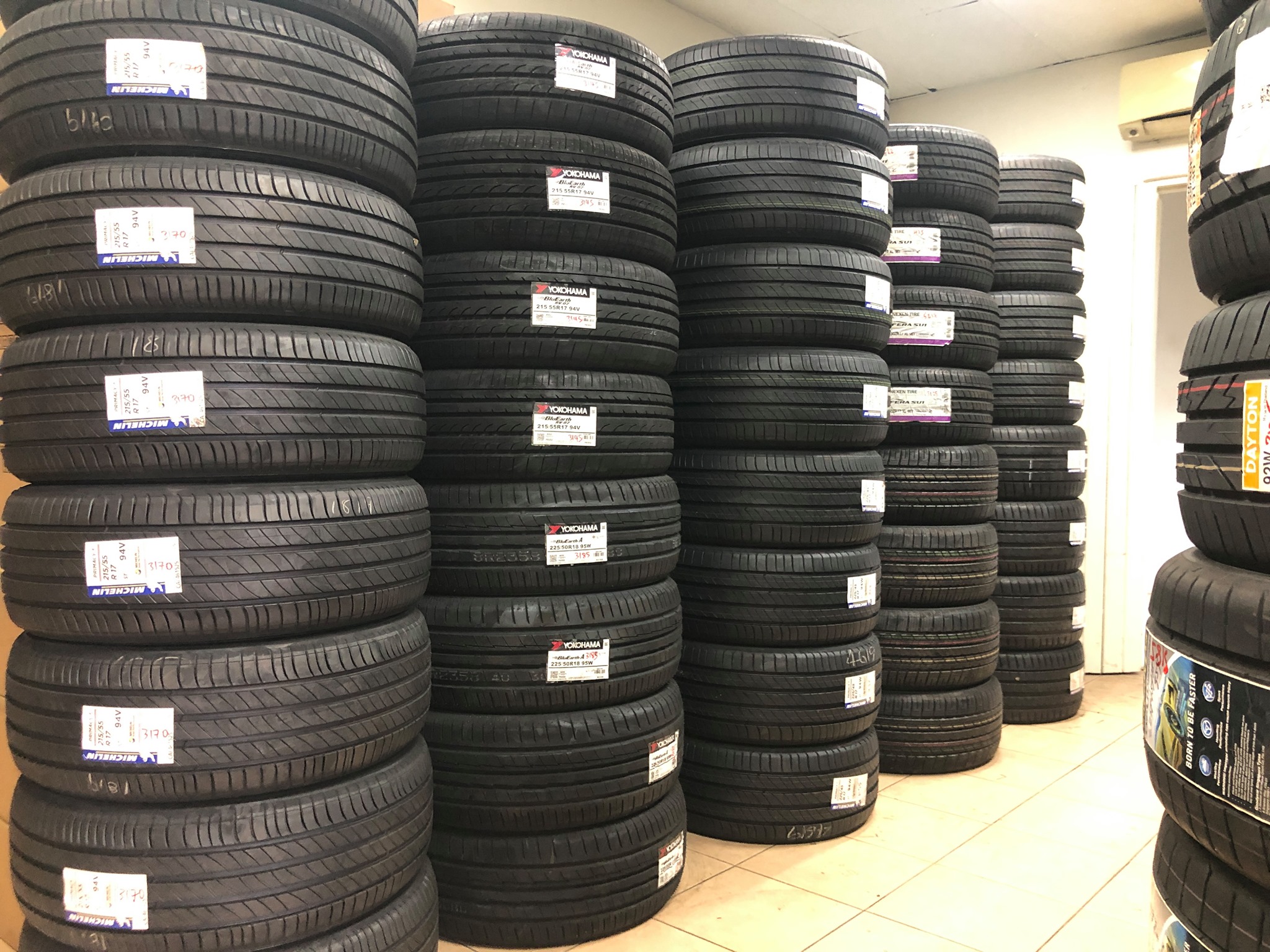 UT AUTO PTE LTD | Singapore Singapore