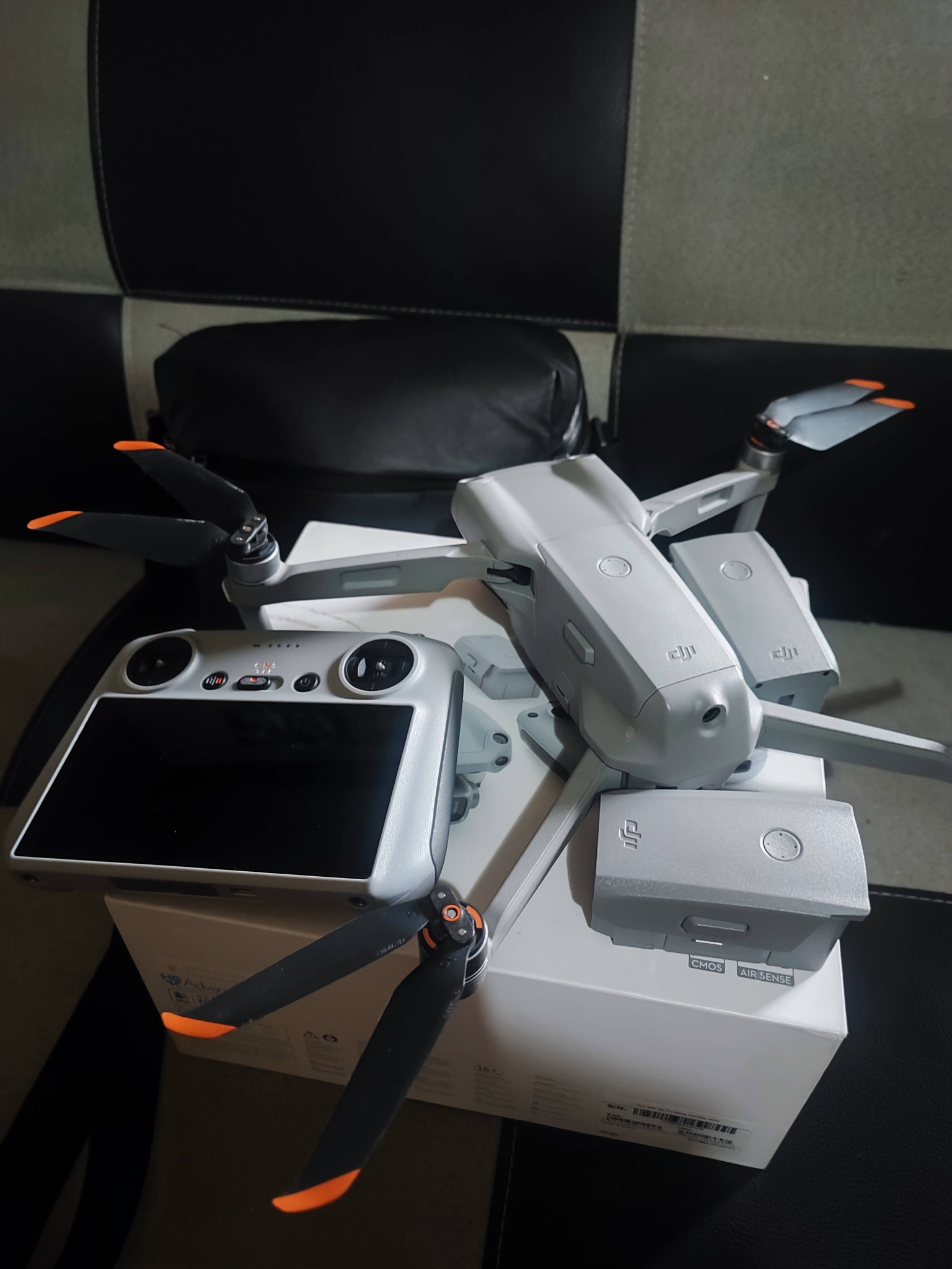 DJI Air 2S Fly More Combo – Dron Con Sensor CMOS De 1 Pulgada Y Grabación 5.4K, 3 Ejes De Estabilización, Detección De Obstáculos 4 Direcciones Y Transmisión FHD 12 Km