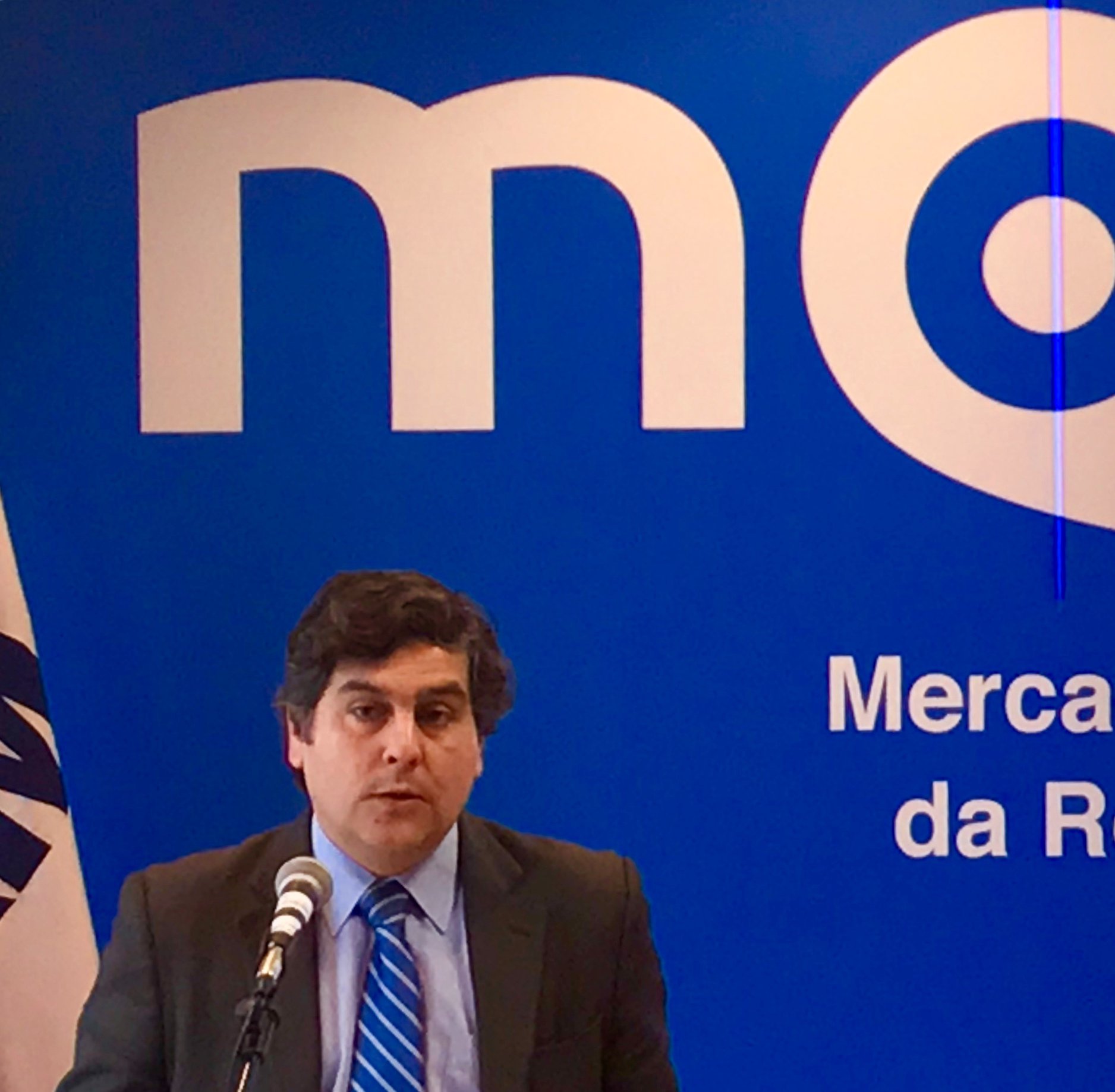 S... - SIMAB - Sociedade Instaladora de Mercados Abastecedores