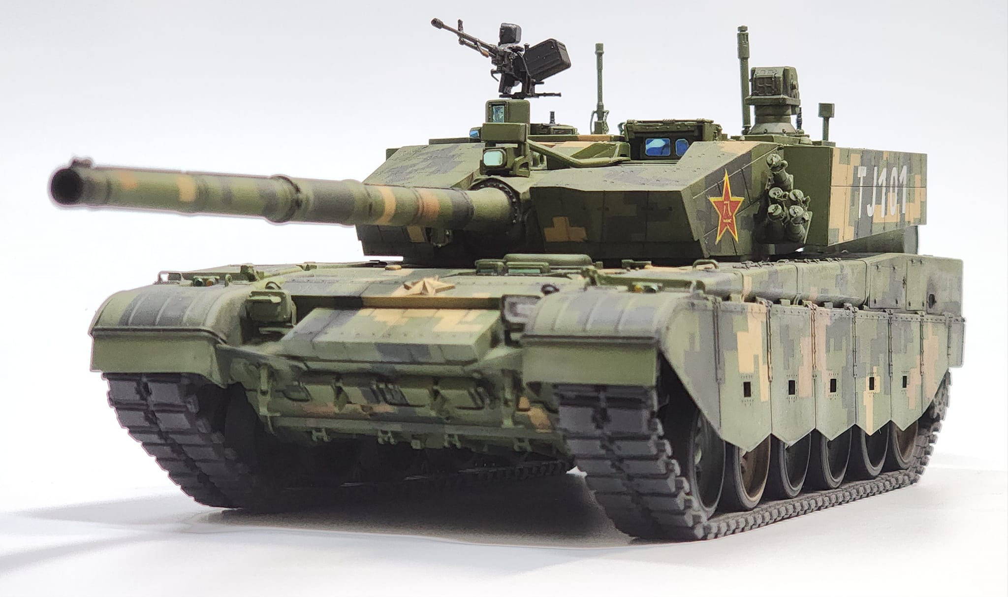 Hobbyboss 1/35th Chinese ZTZ-99A main battle tank model