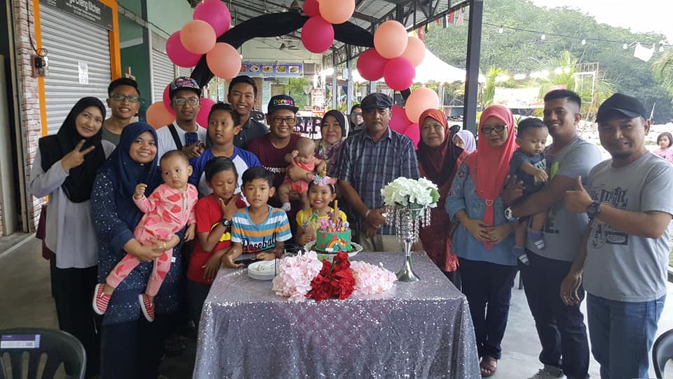 Roti Rentung - Happy 4th birthday little princess Syafa...