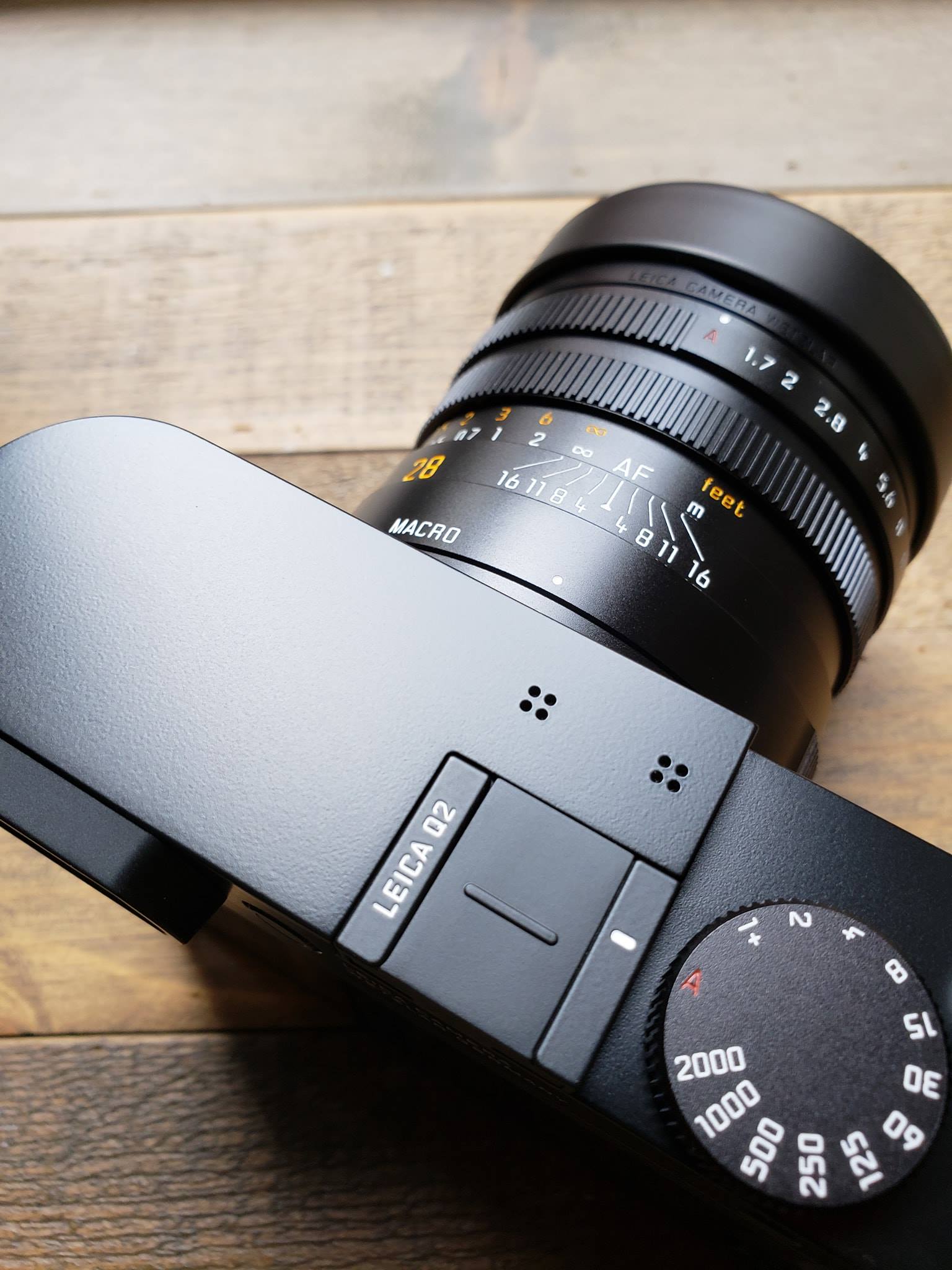 The new Leica Q2... - Fotopia Gallery & Camera Equipment