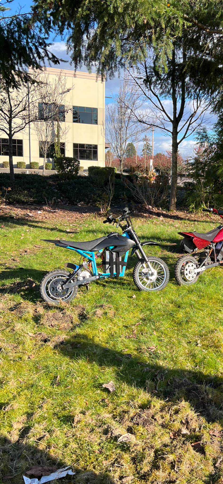 72 volt 12kw Razor electric dirt bike (price not firm will negotiate ...