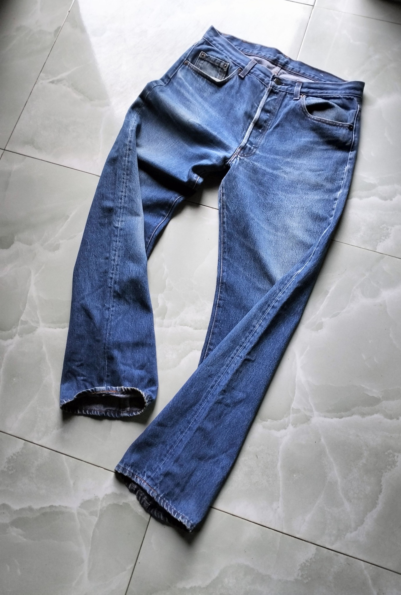 Is this damage mendable on Levi's 501?