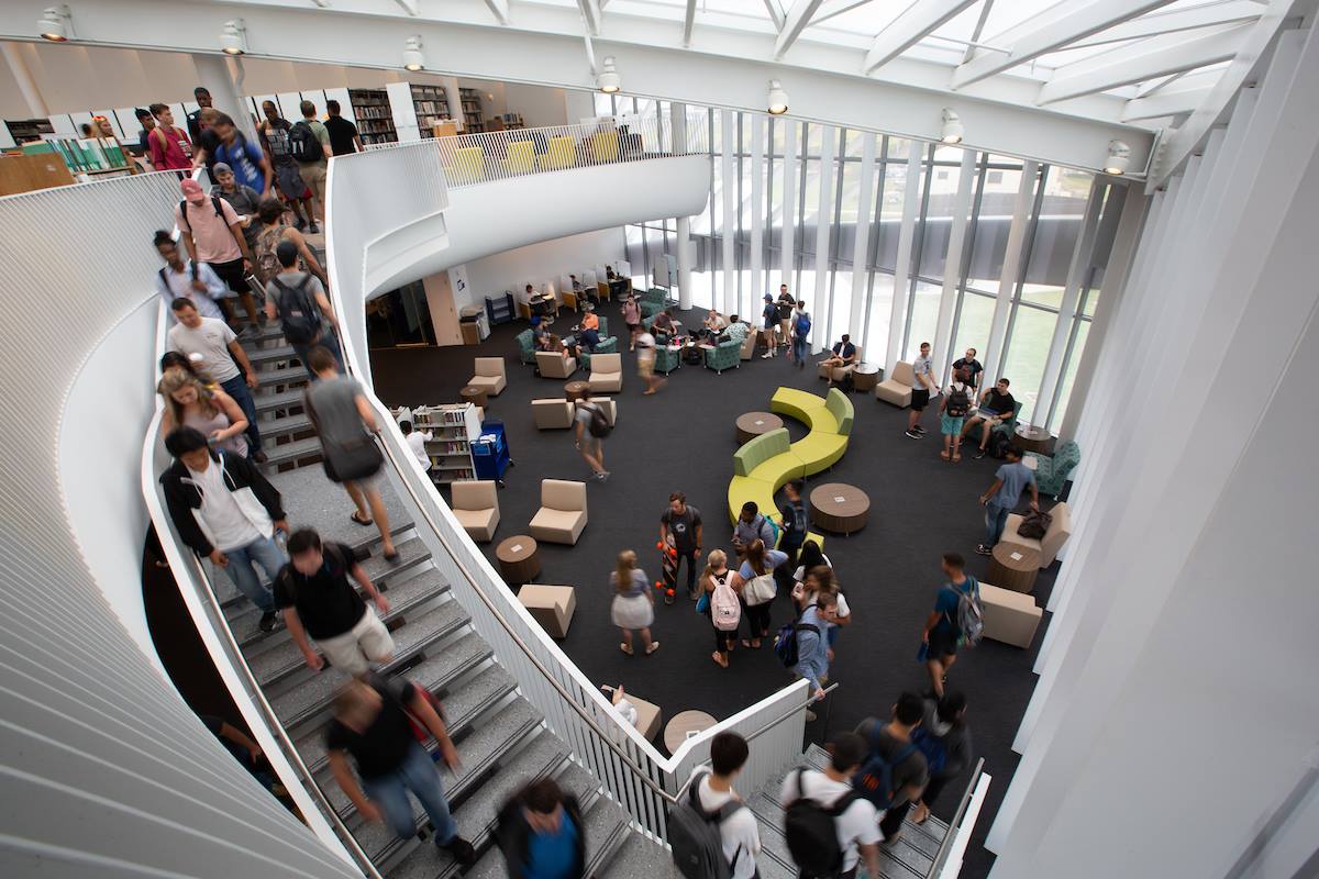 Embry-Riddle Aeronautical University - Daytona Beach Campus - Students ...