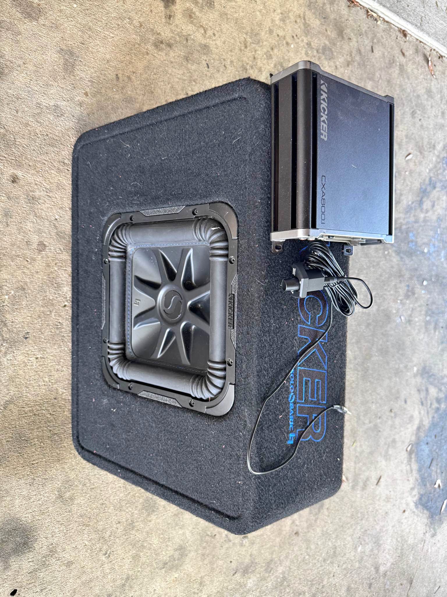 Kicker comp S 10’ / 800 watt amp - Guitar Amplifiers - Oviedo, Florida ...