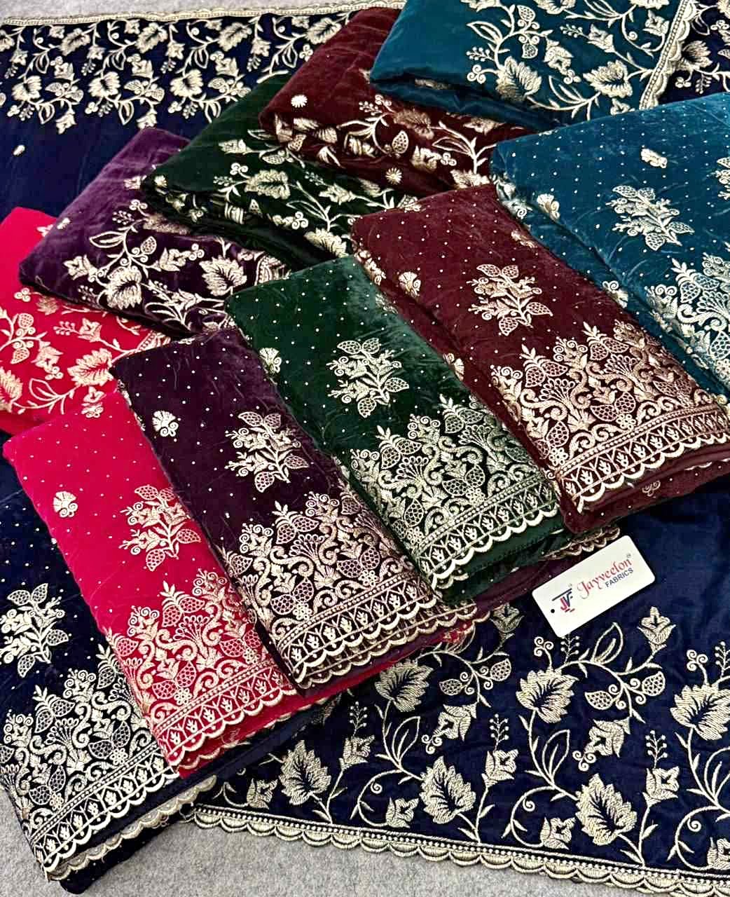 Velvet suitt - Scarves & Wraps - Abbotsford, British Columbia ...