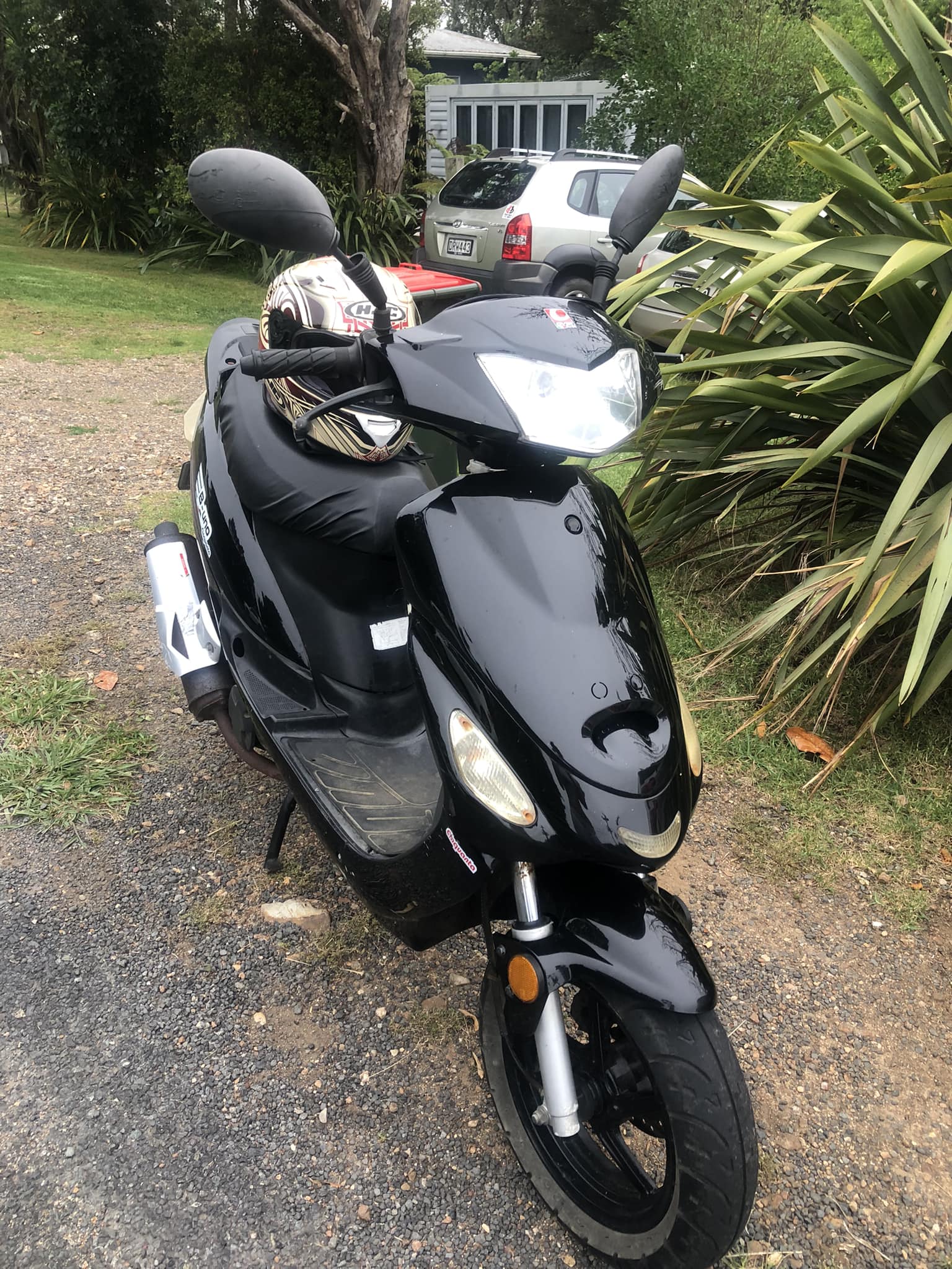 FOR SALE: 50cc Motorcycle 🏍️ • Model: Over B-Uno • Year: 2020