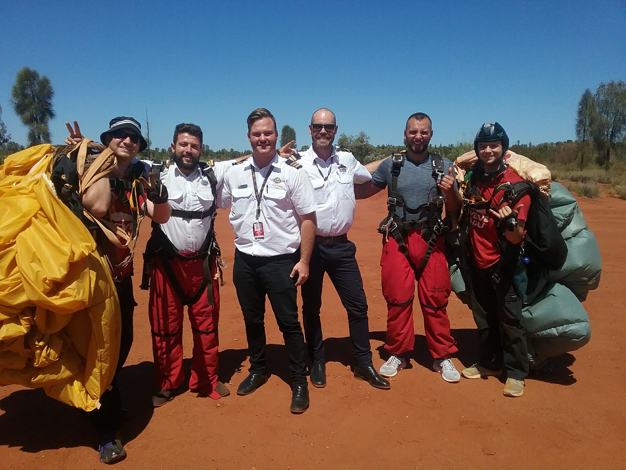 Skydive Uluru - Pilot Os became Skydiver Os for a couple... | Facebook