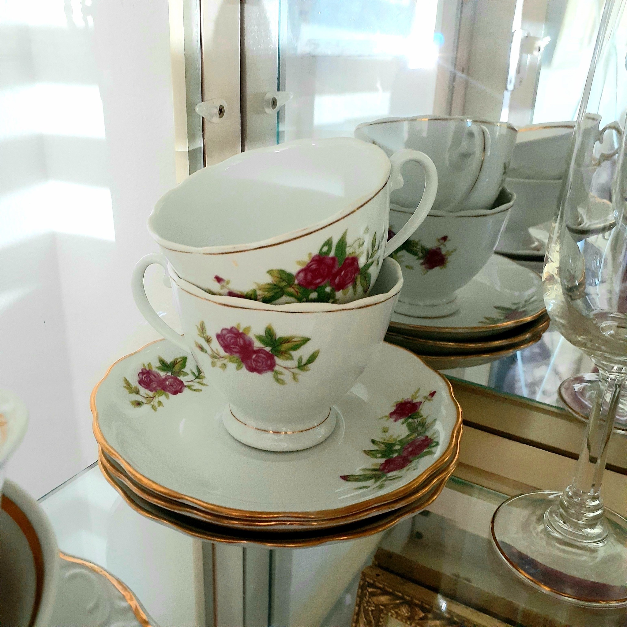 Collecting vintage porcelain cups and plates