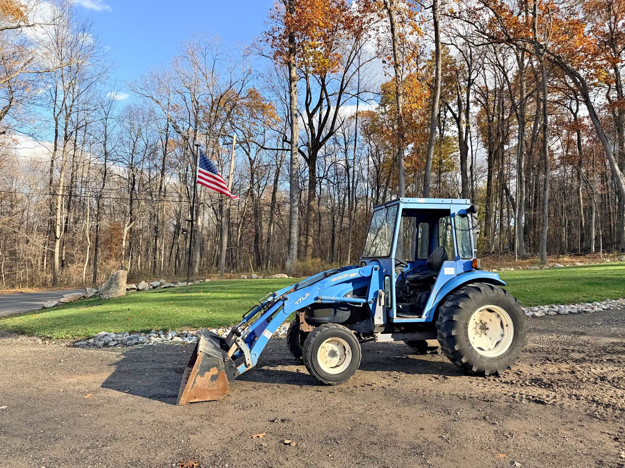 New Holland TC45D Super Steer Tractor With Loader 4x4 - Toy ...