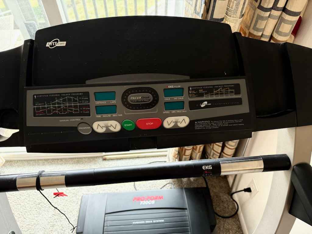Pro-Form 730CS Treadmill - Treadmills - Olivette, Missouri | Facebook ...