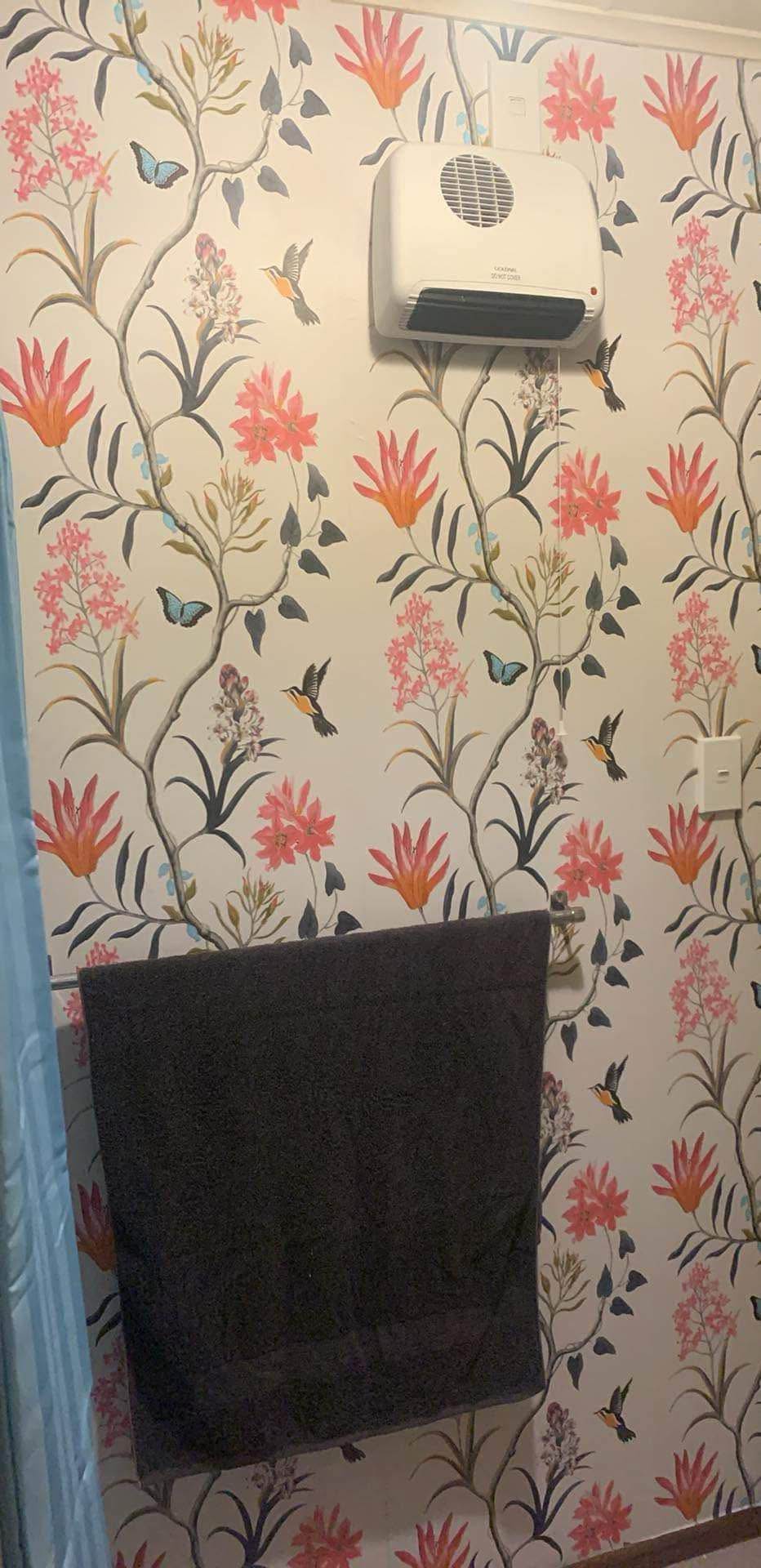 Instant makeover for ugly walls – try vinyl self-adhesive rolls ...