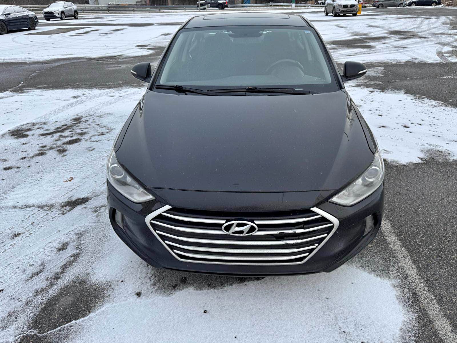 Hyundai Elantra GL SE 2018 - Cars & Trucks - Dollard-des-Ormeaux