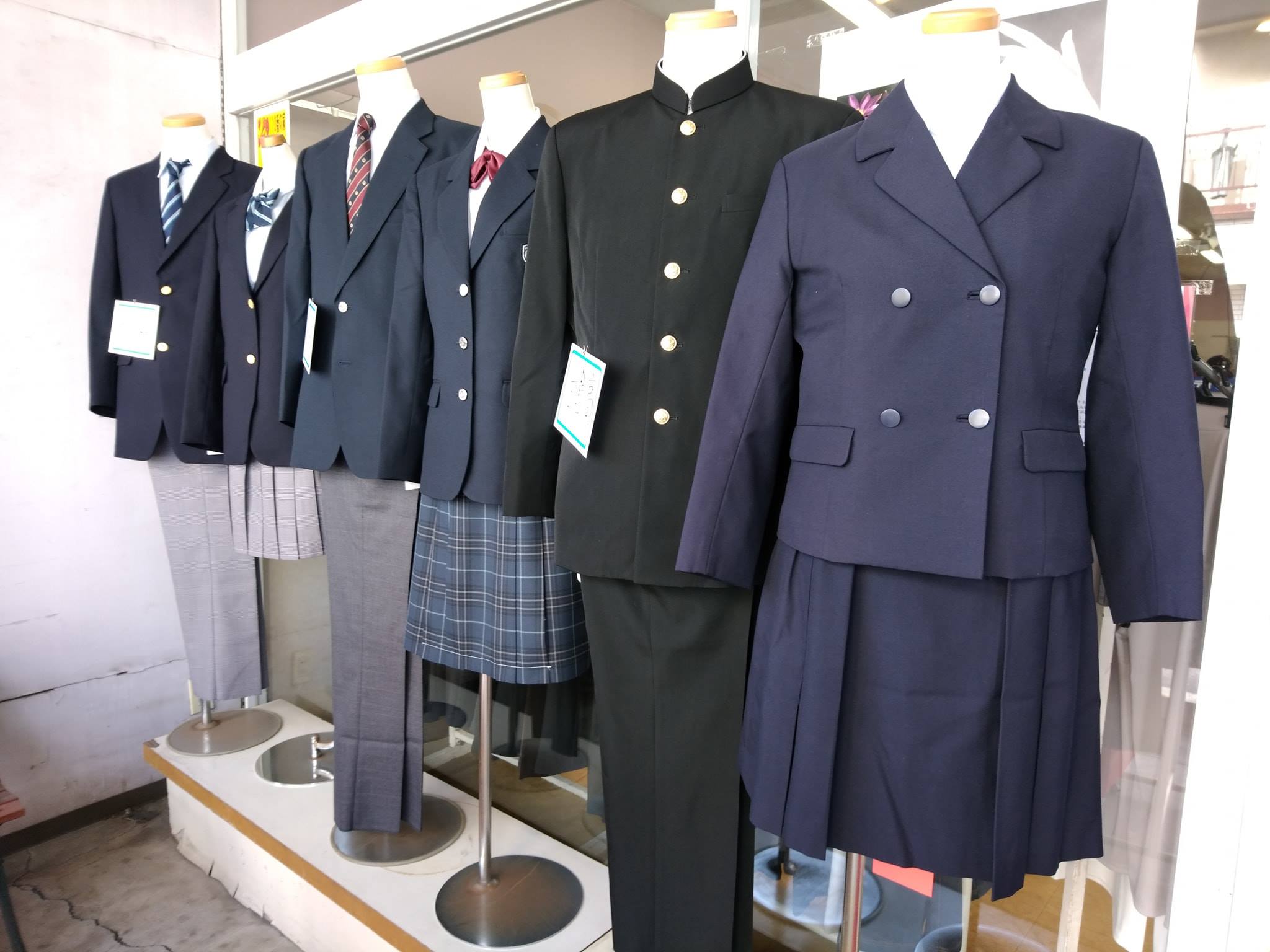活動歴および当時の関連ビジュアル記録