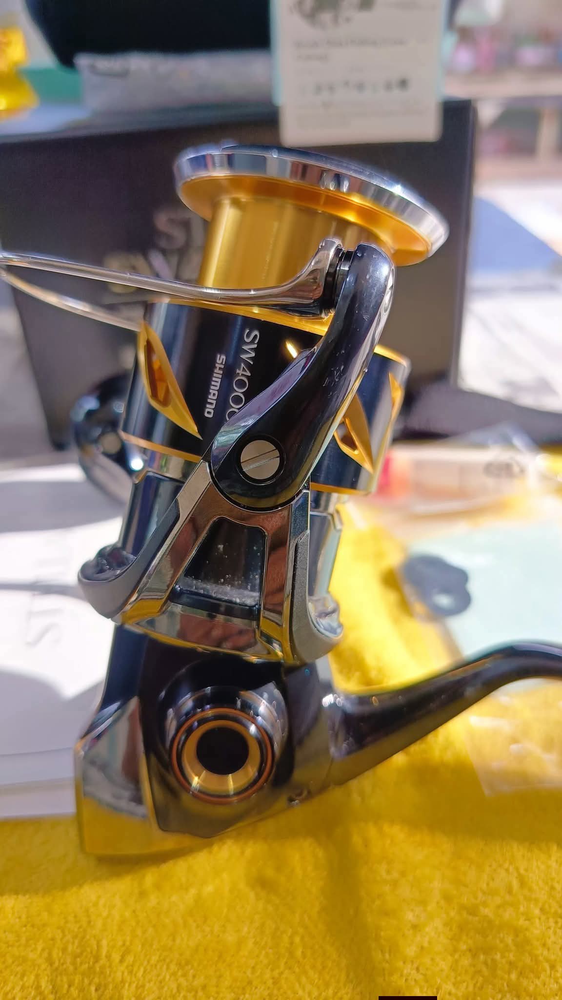 Shimano Stella SW 4000HG fishing reel