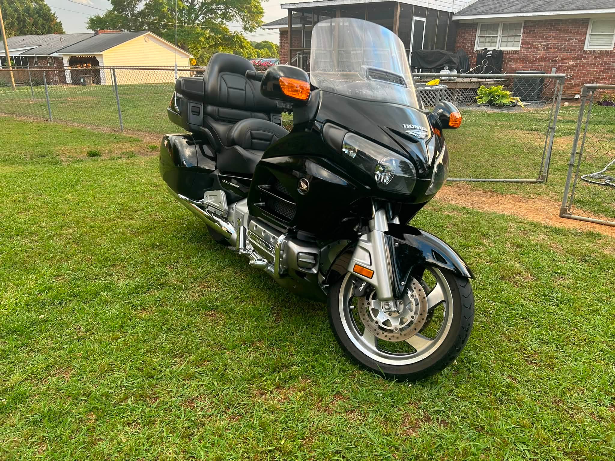 2015 Motorcycle for Sale in Cedartown GA with Low Miles and Options