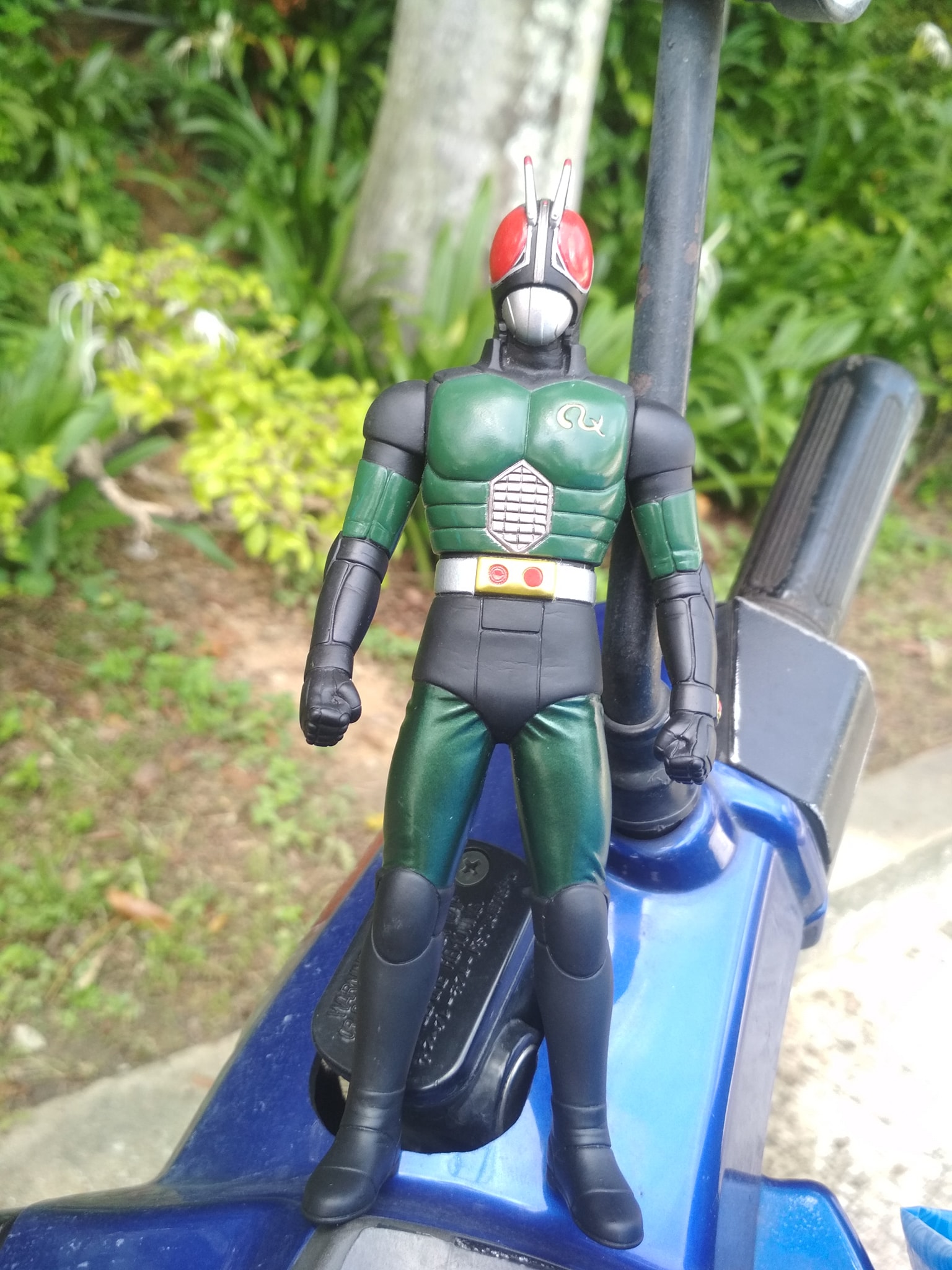 Collector Tokusatsu - Tahun baru , Azam pon baru Tahun ni agak2 nak ...