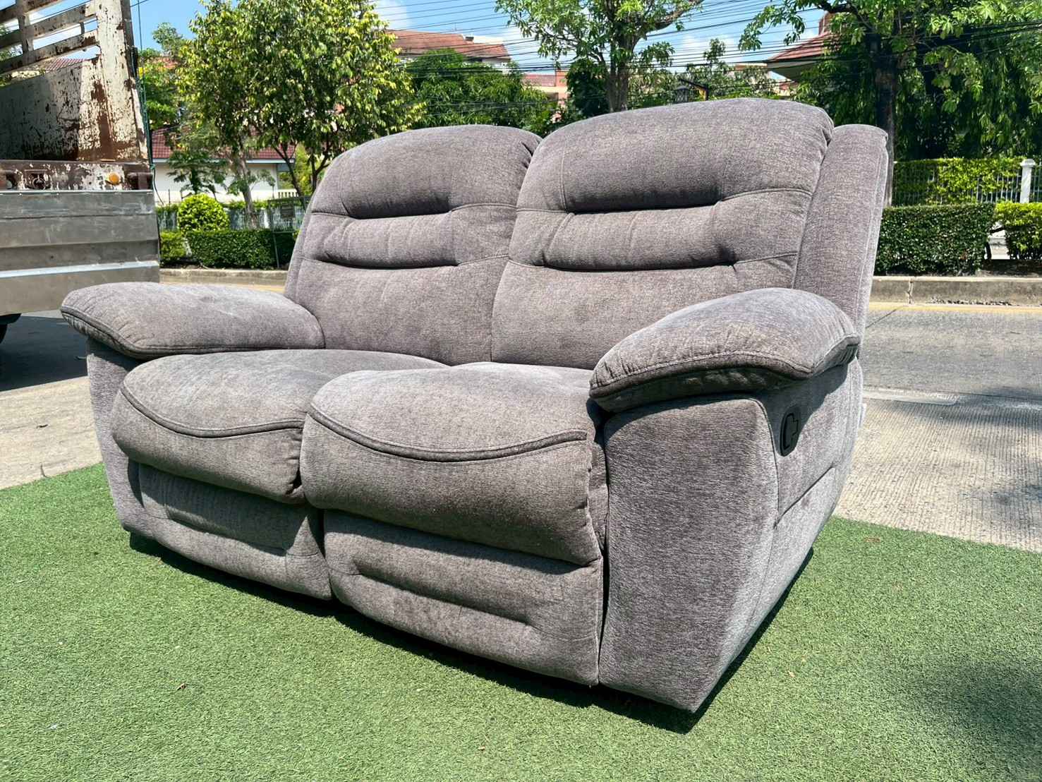 โซฟา SB โซฟารีไคลเนอร์ - Sofas, Loveseats & Sectionals - Pak Kret ...