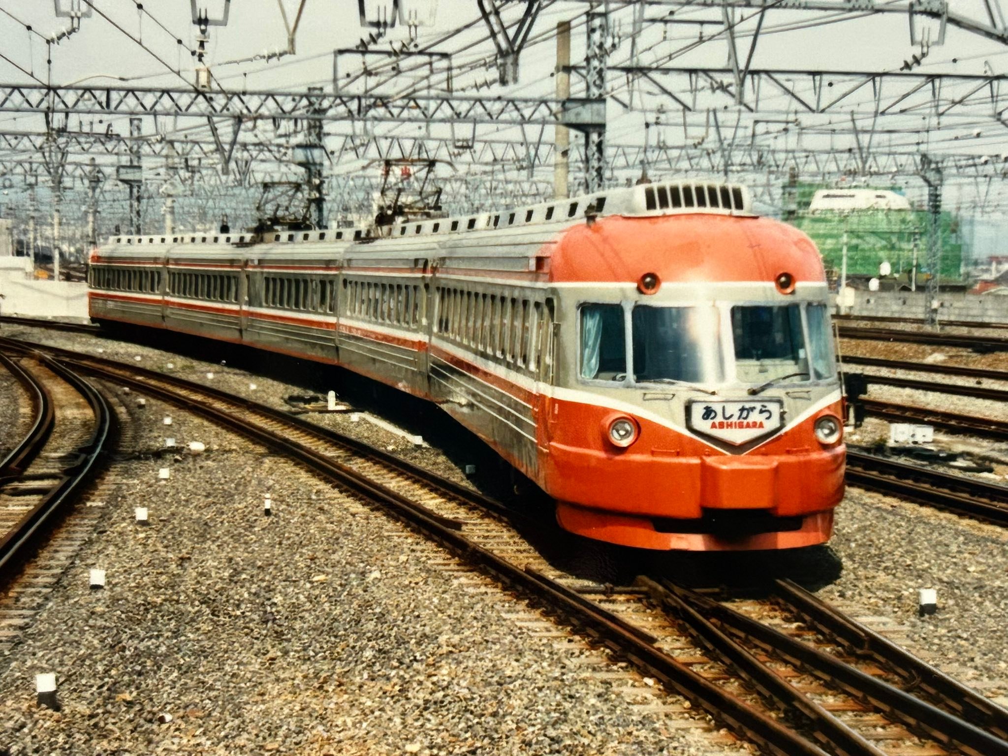 昔も今も大人気の小田急ロマンスカー 昭和59年（1984年）〜60年（1985