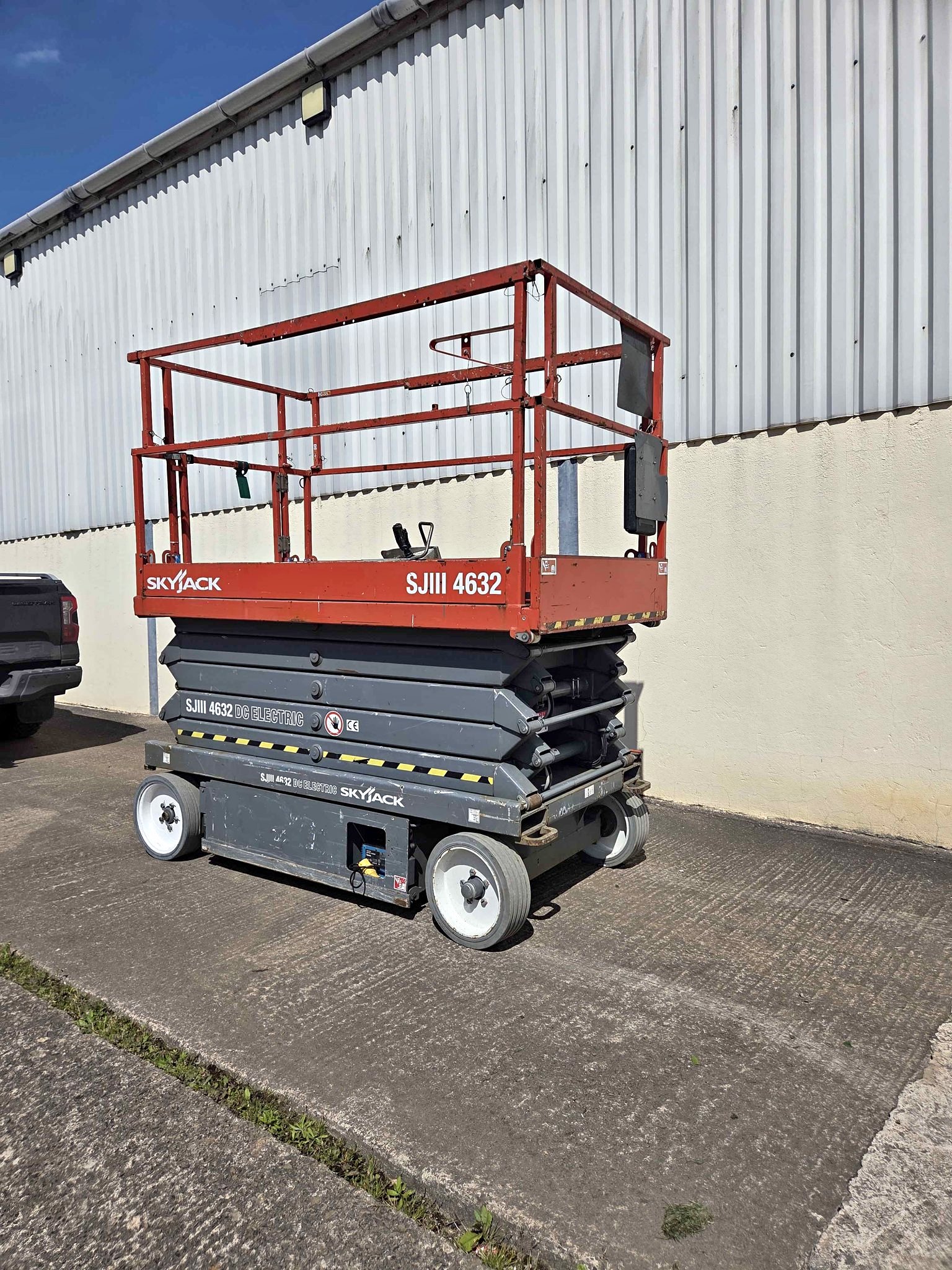 Skyjack 4632 electric scissor lift, access platform, mewp, genie 3246 ...