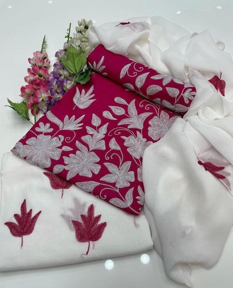 Momina Fabrics Collection | Multan