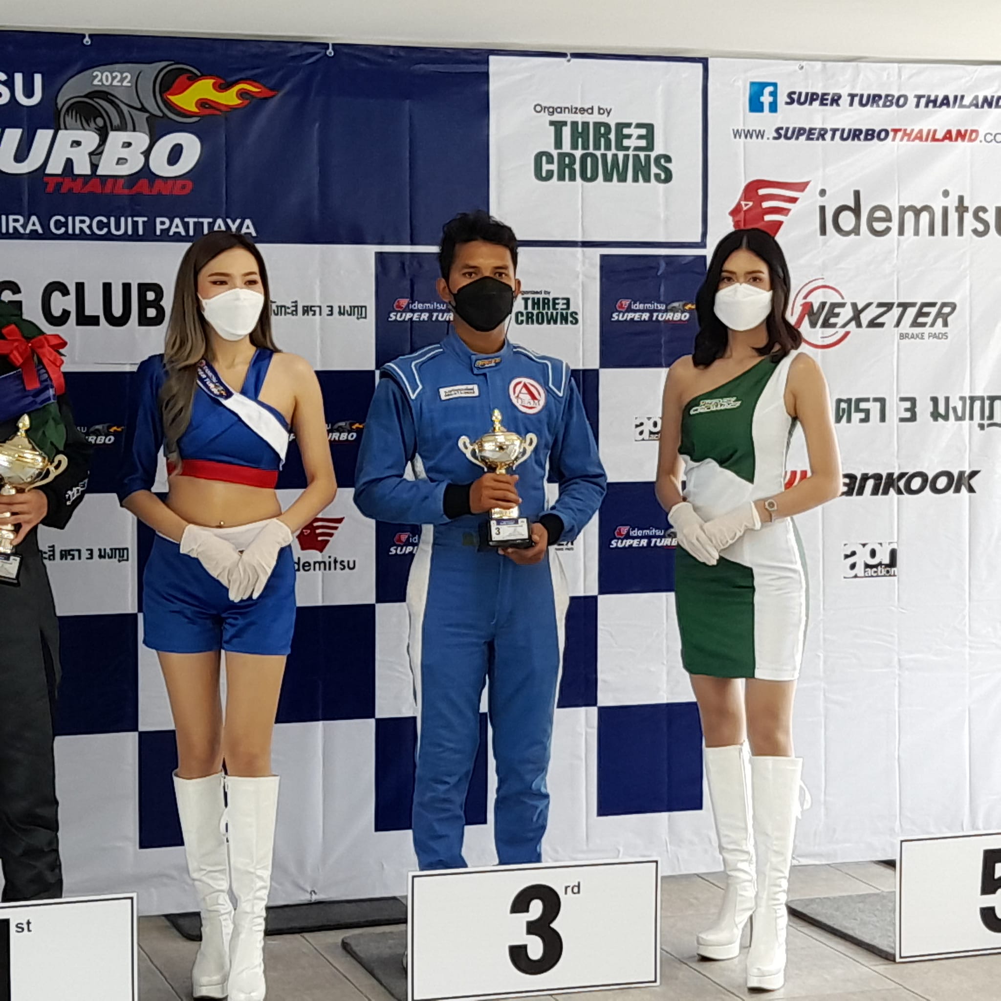 Auto racing team