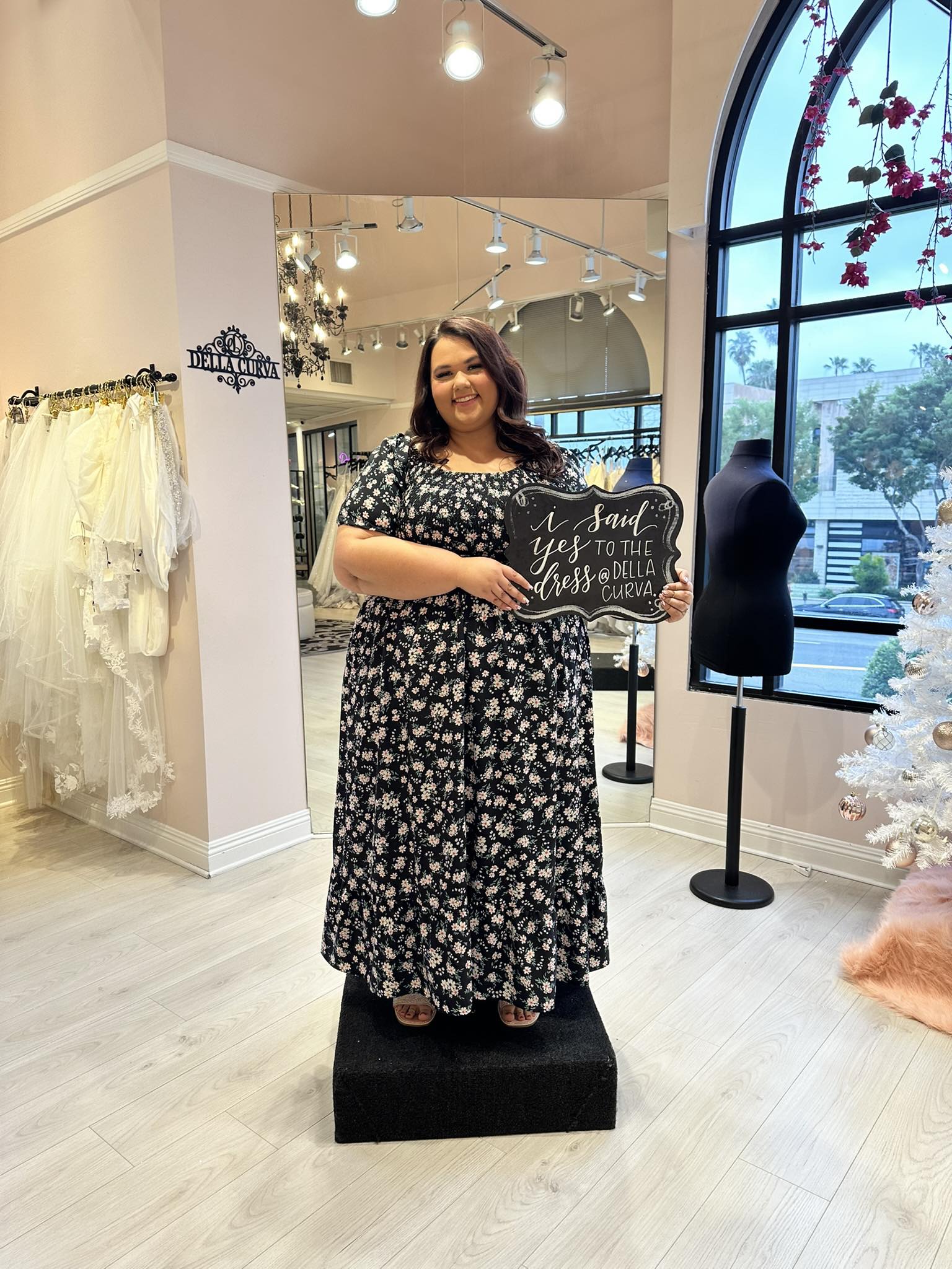 ladies dress alteration shop near me Las Vegas, NV wedding recommendations? dress alterations