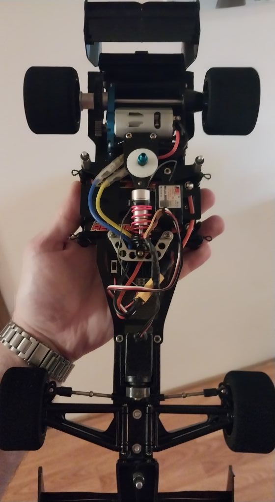 Tamiya F103 RC car with shorty lipo and zen racing foam tires