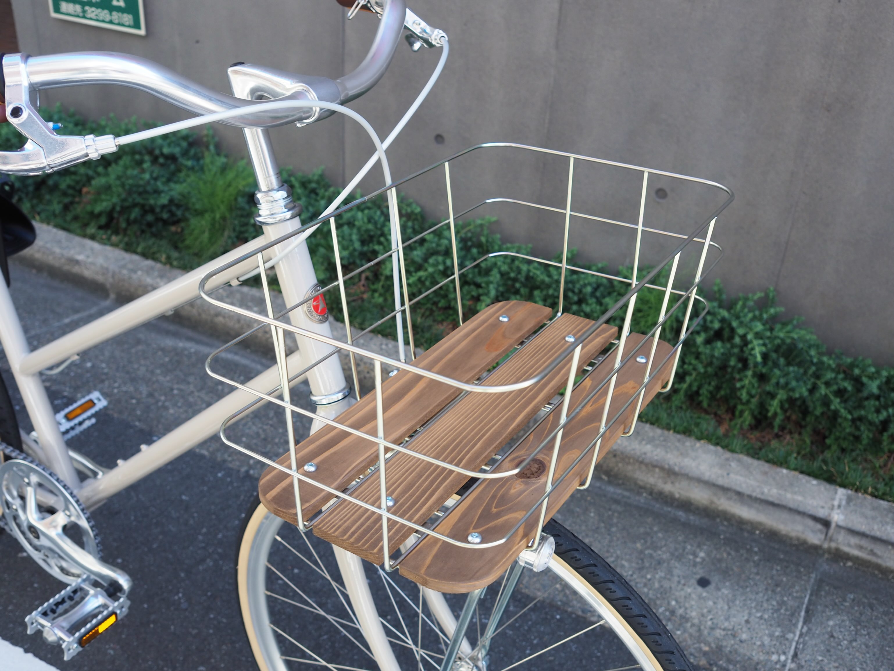 入荷情報 BRIDGESTONE RADAC RF6(53) 久しぶりに旧車入荷いたしました
