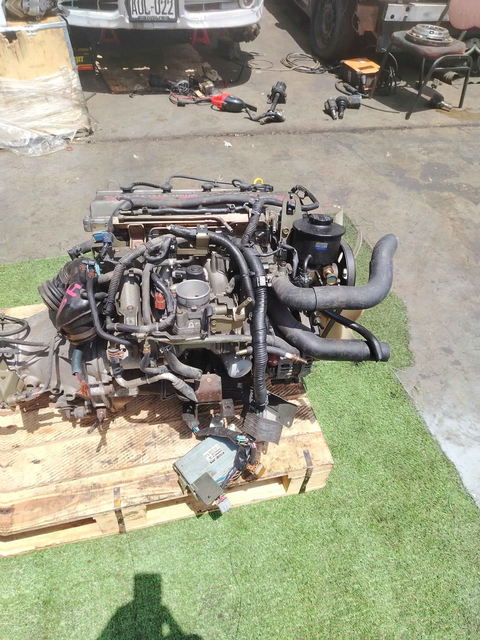 motor KA20 Nissan de importación completo con caja mecánica con ramal y ...