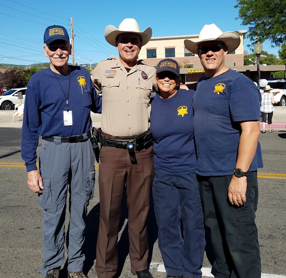 The Jeep Posse had the honor... - Yavapai County Jeep Posse