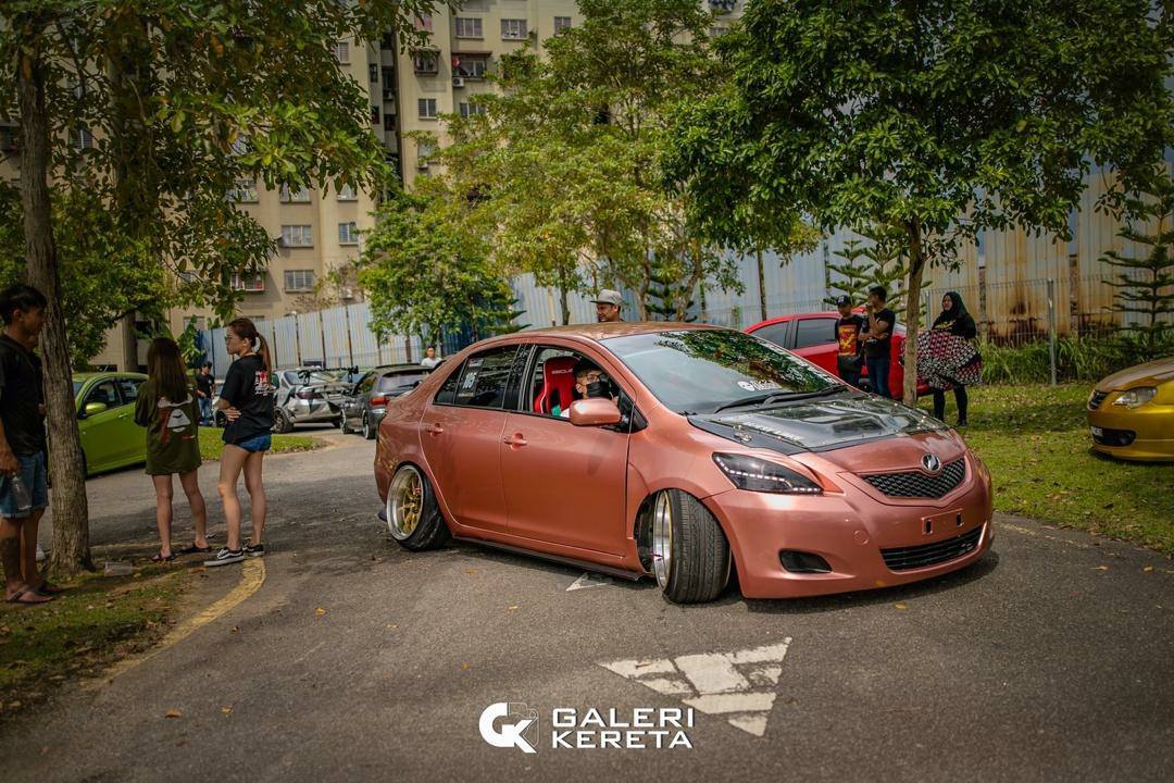 Vios Stance