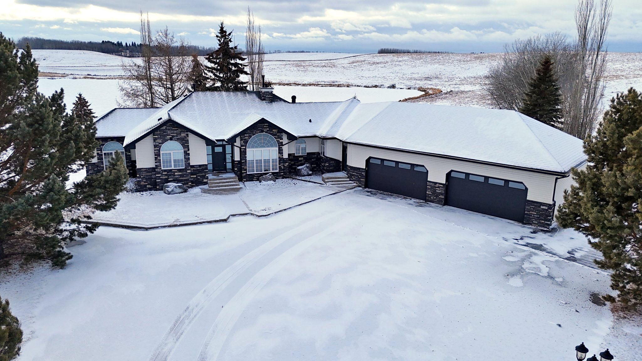 6 Beds 3.5 Baths House - Property Rentals - Duffield, Alberta ...